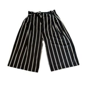 Black & White Striped Gaucho Style Pants Size XL George Belt